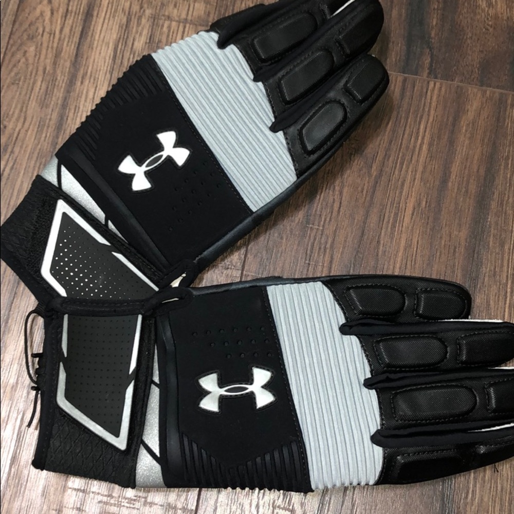Under Armor NFL football gloves